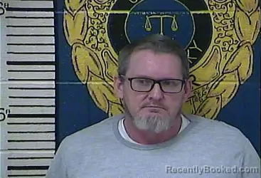 Mugshot of ERIC DEVIN HARLOW