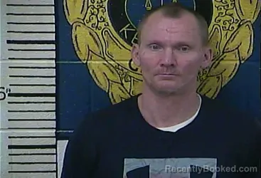 Mugshot of SAMUEL HOLLIS