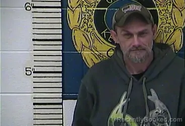 Mugshot of SHANNON MCQUEEN