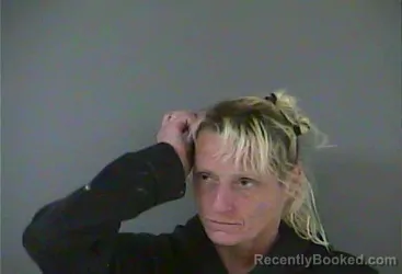 Mugshot of Darvie Rae Sullivan