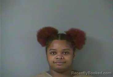 Mugshot of Javonna Montayzhia Looney booked in Crittenden County, Kentucky on April 21, 2026