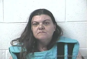 Mugshot of AMANDA LOUISE ARNOLD booked in Daviess County, Kentucky on March 22, 2026