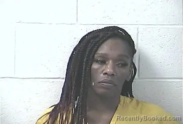 Mugshot of De'zsauna Nicole Board booked in Daviess County, Kentucky on August 18, 2026