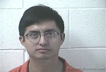 Mugshot of ERICK ARISAI LOPEZ RUIZ booked in Daviess County, Kentucky on April 3, 2026