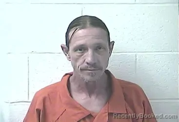 Mugshot of ERIC SHAWN STAACK booked in Daviess County, Kentucky on April 24, 2026