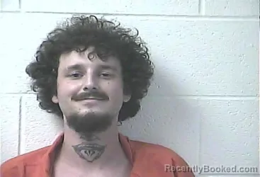 Mugshot of HUNTER THOMAS STINNETT booked in Daviess County, Kentucky on June 25, 2026