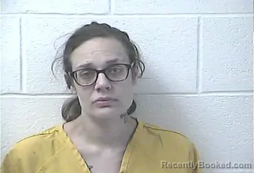 Mugshot of KIARA MARIE WHITE