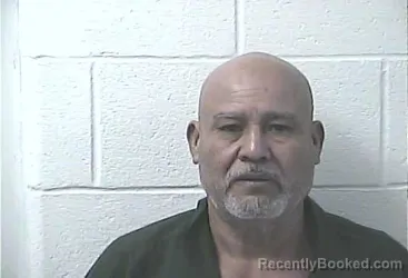 Mugshot of MARIO EDGARDO RIVAS-HERNENDEZ booked in Daviess County, Kentucky on April 25, 2026