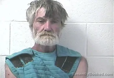 Mugshot of RICHARD ELLIS YEACKERING booked in Daviess County, Kentucky on June 8, 2026
