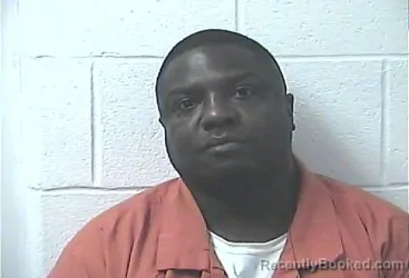 Mugshot of XAVIER REYNARD BOONE booked in Daviess County, Kentucky on April 25, 2026