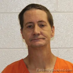 Mugshot of Alan Wayne Olbert booked in Grant County, Kentucky on October 24, 2026