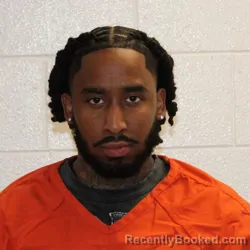 Mugshot of DOMINIQUE DAVON JOHNSON booked in Grant County, Kentucky on April 24, 2026