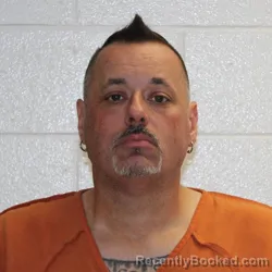 Mugshot of JONATHAN EARL THOMAS booked in Grant County, Kentucky on April 25, 2026