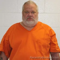 Mugshot of RONALD WAYNE HOLT