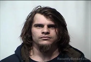 Mugshot of DARYN BLAKE COVINGTON