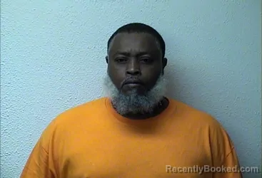 Mugshot of DAVID LOWE booked in Graves County, Kentucky on April 21, 2026