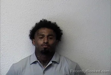 Mugshot of MALIK J PEELE booked in Graves County, Kentucky on April 23, 2026