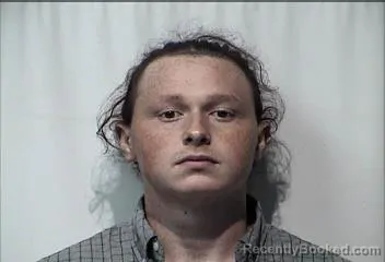 Mugshot of Gavin T Howe booked in Graves County, Kentucky on August 29, 2026