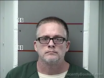 Mugshot of TIMOTHY ASHLEY PADGETT booked in Grayson County, Kentucky on April 17, 2026