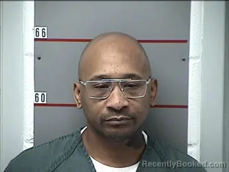 Mugshot of DARYL LEON HAYES