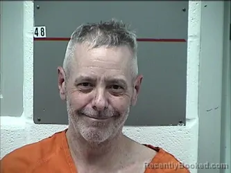 Mugshot of MAX R ELLISON