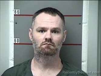 Mugshot of LARRY E ELLISON