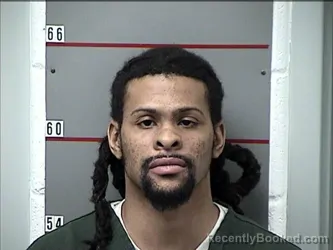 Mugshot of SHAQUILLE MARTIN