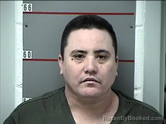 Mugshot of YAIXANDER CRUZ REYES