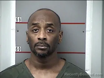 Mugshot of EMMANUEL STRINGER