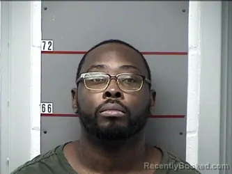 Mugshot of DALE OMAR MORRISON booked in Grayson County, Kentucky on April 17, 2026