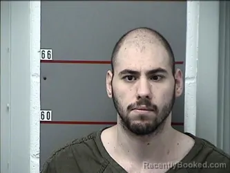 Mugshot of EVAN CURTIS MORALES booked in Grayson County, Kentucky on April 24, 2026