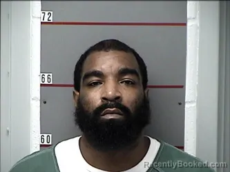 Mugshot of MALEEK SPALDING booked in Grayson County, Kentucky on April 30, 2026