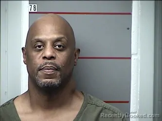 Mugshot of ANTONIO LAMONT GASKINS booked in Grayson County, Kentucky on May 1, 2026