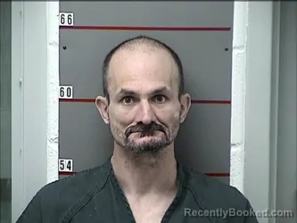 Mugshot of DAVID DERRICK LEWIS booked in Grayson County, Kentucky on May 6, 2026