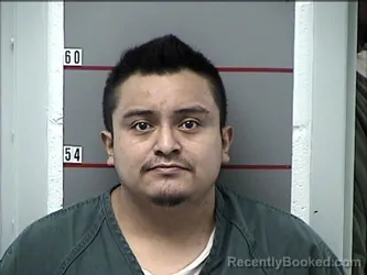 Mugshot of DAMIAN HERNANDEZ-CRUZ booked in Grayson County, Kentucky on May 8, 2026