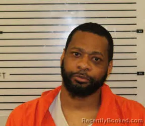 Mugshot of SHAMOE KESHAWN YANCEY booked in Madison County, North Carolina on May 24, 2026