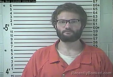 Mugshot of AUSTYN TAYLOR OWEN booked in Hardin County, Kentucky on July 8, 2026