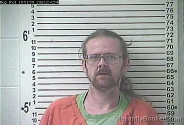 Mugshot of ALLEN WAYNE RIGGS booked in Hardin County, Kentucky on April 24, 2026