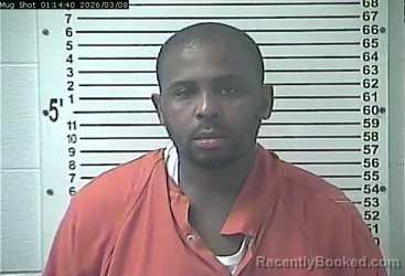 Mugshot of DOMINIQUE LATRELL SANDERS booked in Hardin County, Kentucky on March 8, 2026