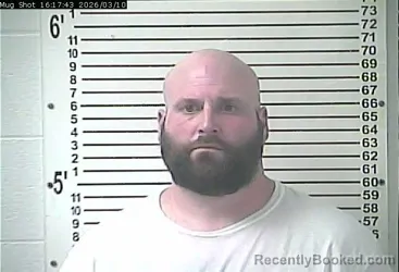 Mugshot of DEREK SCOTT VESSELS booked in Hardin County, Kentucky on March 10, 2026