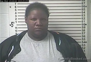 Mugshot of GLORIA DOMONIQUE MOORE booked in Hardin County, Kentucky on March 8, 2026