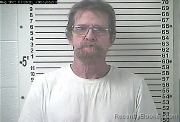Mugshot of JASON CHARLES HACKETT booked in Hardin County, Kentucky on June 23, 2026
