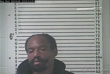 Mugshot of Lorenzo Lamont Jackson booked in Hardin County, Kentucky on October 5, 2026