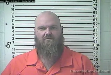 Mugshot of MATTHEW LEWIS WARREN booked in Hardin County, Kentucky on May 3, 2026