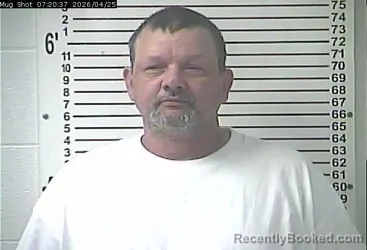 Mugshot of NORMAN RYAN WOOD booked in Hardin County, Kentucky on April 25, 2026