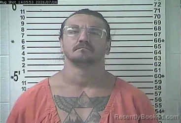 Mugshot of ROBERT JAMES LAFOLLETTE booked in Hardin County, Kentucky on July 6, 2026