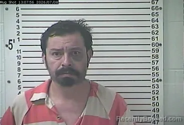 Mugshot of RANULFO DE LEON LOPEZ booked in Hardin County, Kentucky on July 8, 2026