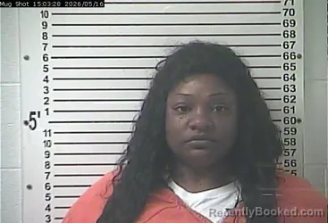 Mugshot of SHONTIA ROSHAE COX booked in Hardin County, Kentucky on May 16, 2026