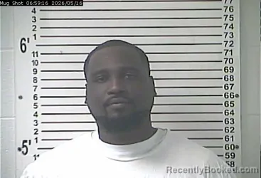 Mugshot of TREVANTE MARQUISE FLETCHER booked in Hardin County, Kentucky on May 16, 2026