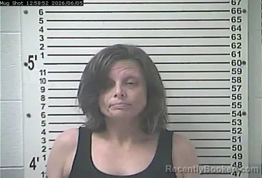 Mugshot of TEARA LEANNE LINDSEY booked in Hardin County, Kentucky on June 5, 2026